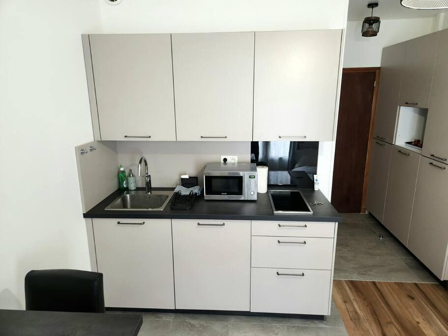 Petit Studio En Plein Centre-Ville De Вандом Экстерьер фото
