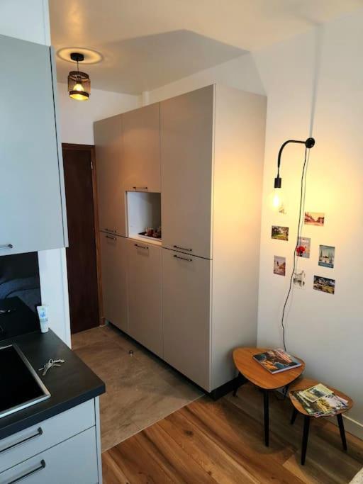 Petit Studio En Plein Centre-Ville De Вандом Экстерьер фото